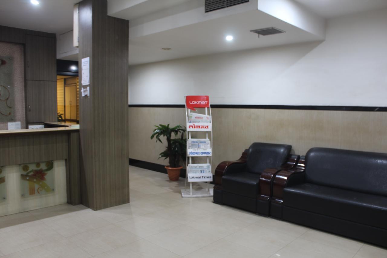 Hotel Avadh Nagpur Exterior photo